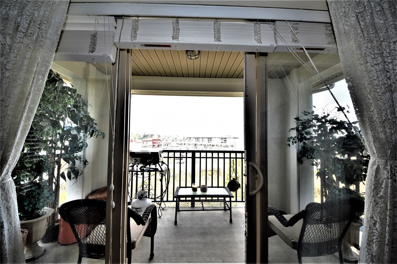8 at D406 - 8929 202st, Walnut Grove, Langley