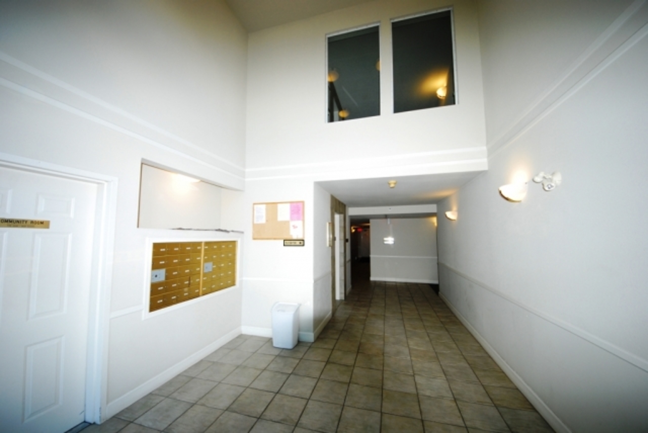 11.jpg at 409 - 13939 Laurel Dr, Whalley, Surrey