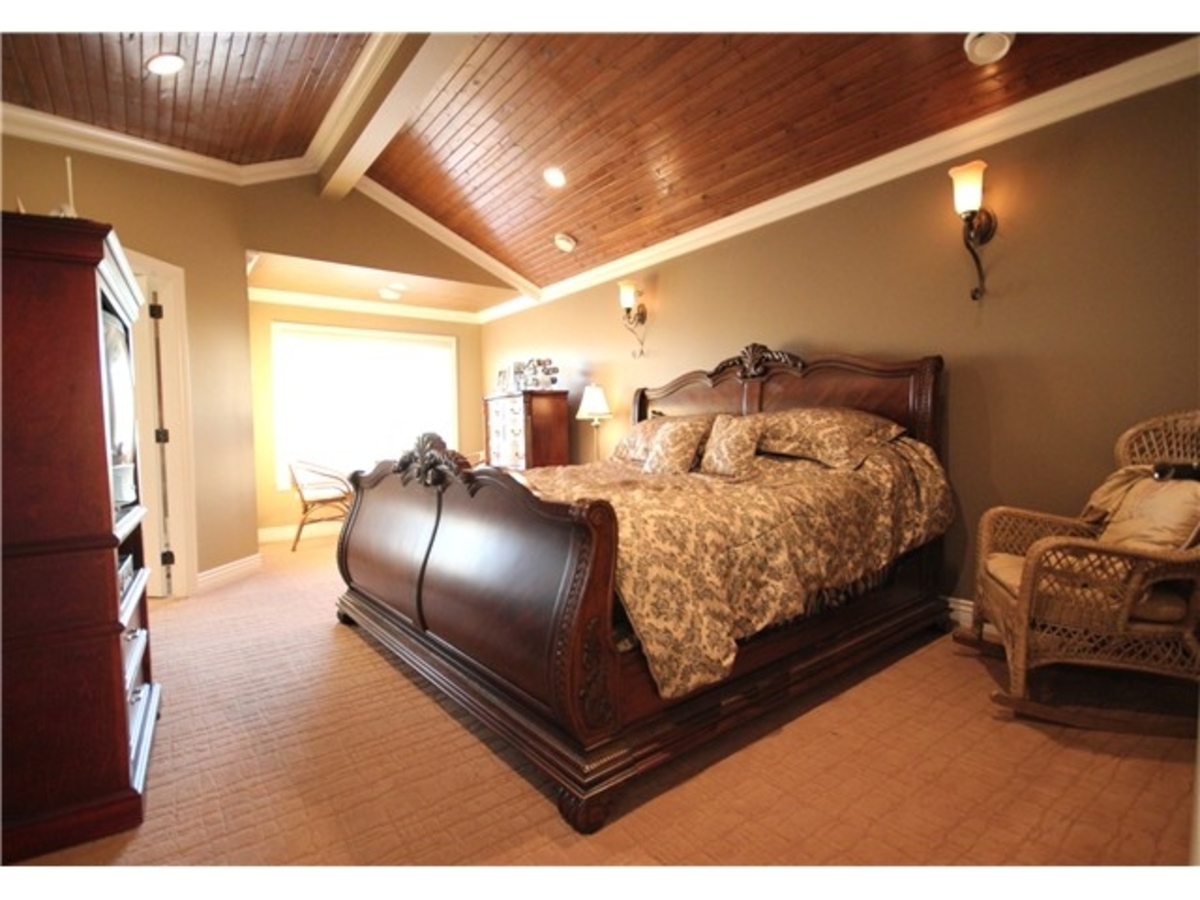 V867597_601_15.jpg at 936 Madore, Coquitlam West, Coquitlam