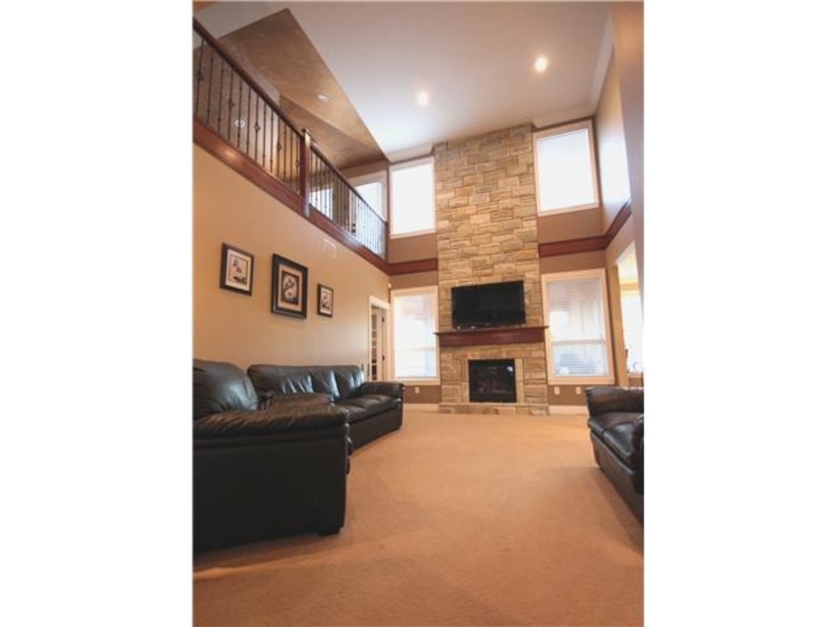 V867597_901_17.jpg at 936 Madore, Coquitlam West, Coquitlam