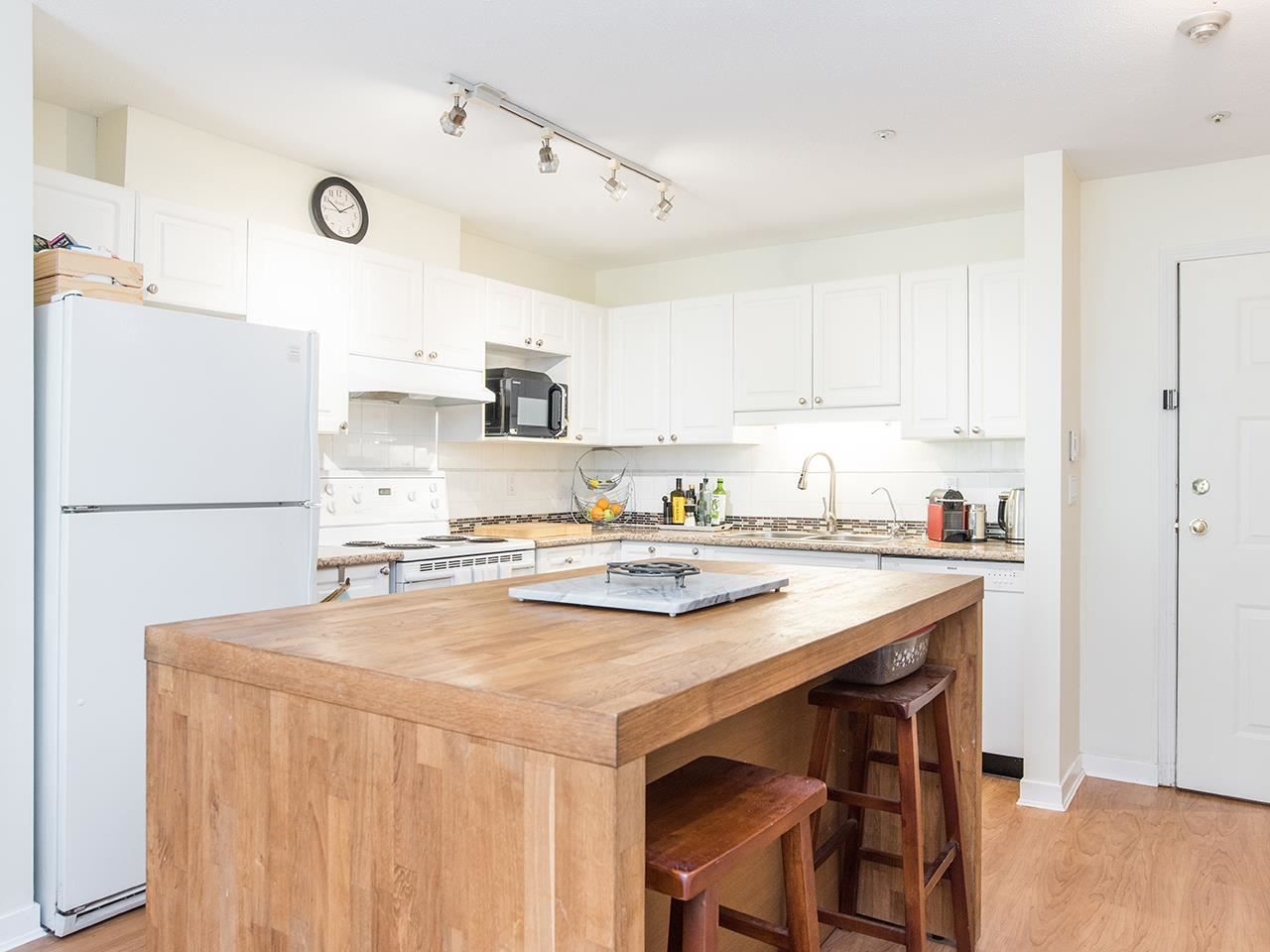 9688-148-street-guildford-north-surrey-08 at 306 - 9688 148 Street, Guildford, North Surrey