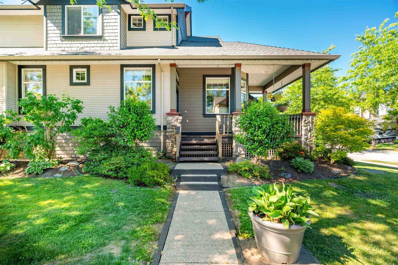 11257-tully-crescent-south-meadows-pitt-meadows-04 at 11257 Tully Crescent, South Meadows, Pitt Meadows