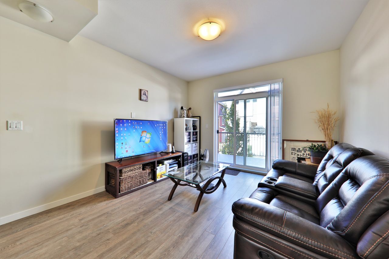 f at 24 - 19128 65 Avenue, Cloverdale BC, Cloverdale