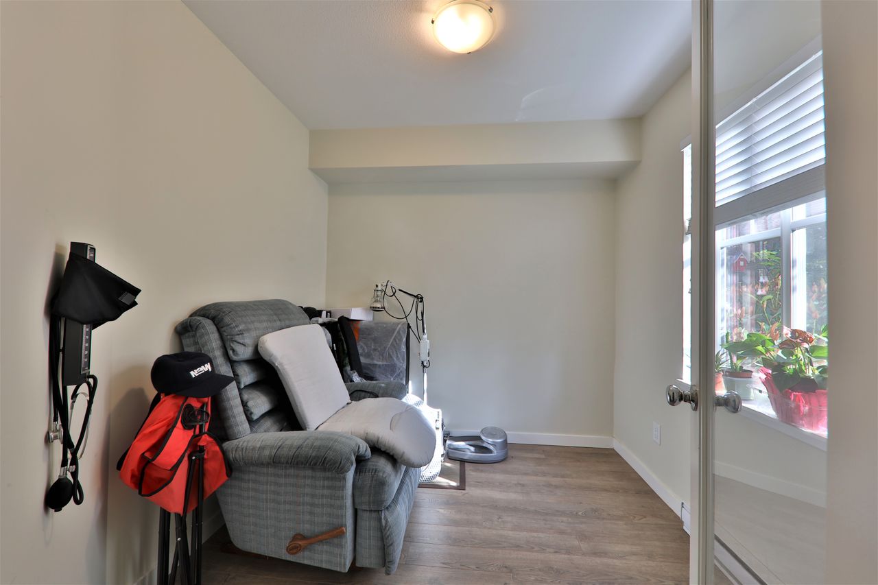 m at 24 - 19128 65 Avenue, Cloverdale BC, Cloverdale
