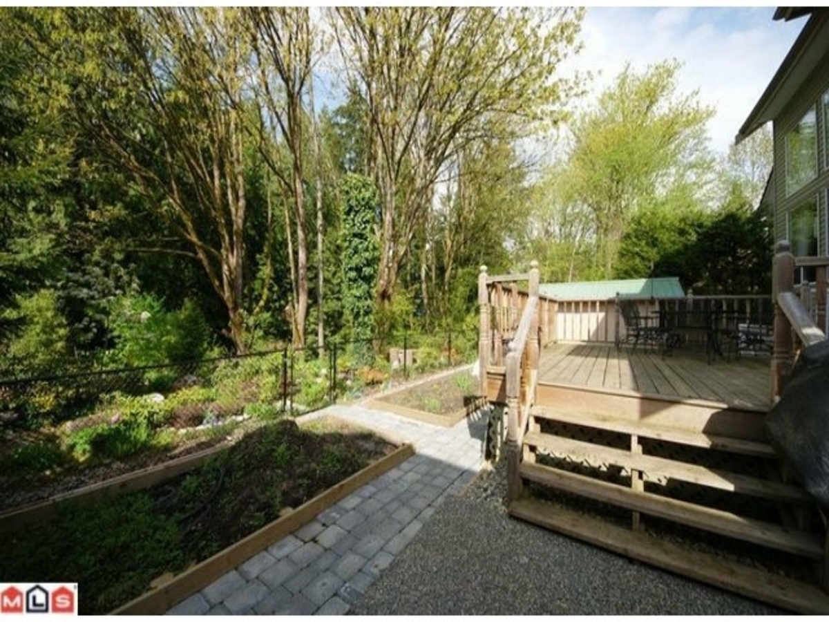 f9.jpg at 15581 112A St, Fraser Height, Surrey
