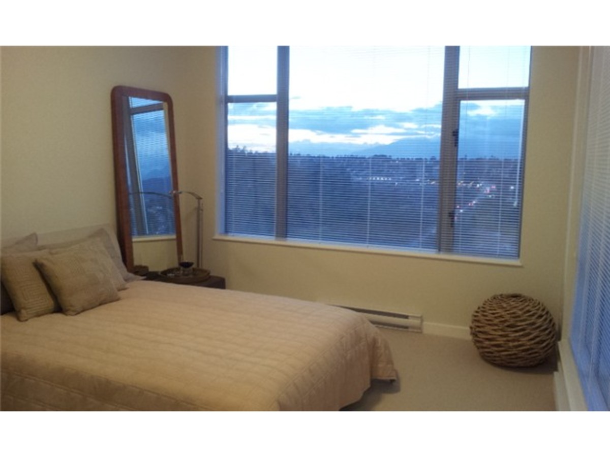v3.jpg at 2601 - 280 Ross Dr, Victoria Hill, New Westminster