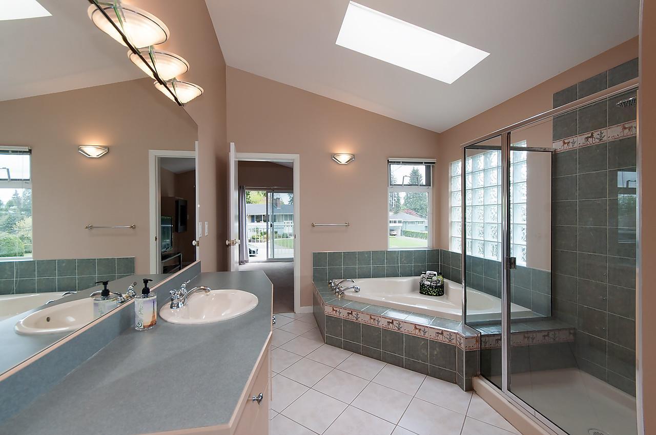 image-262080332-15.jpg at 913 Wallace Wynd, Glenayre, Port Moody