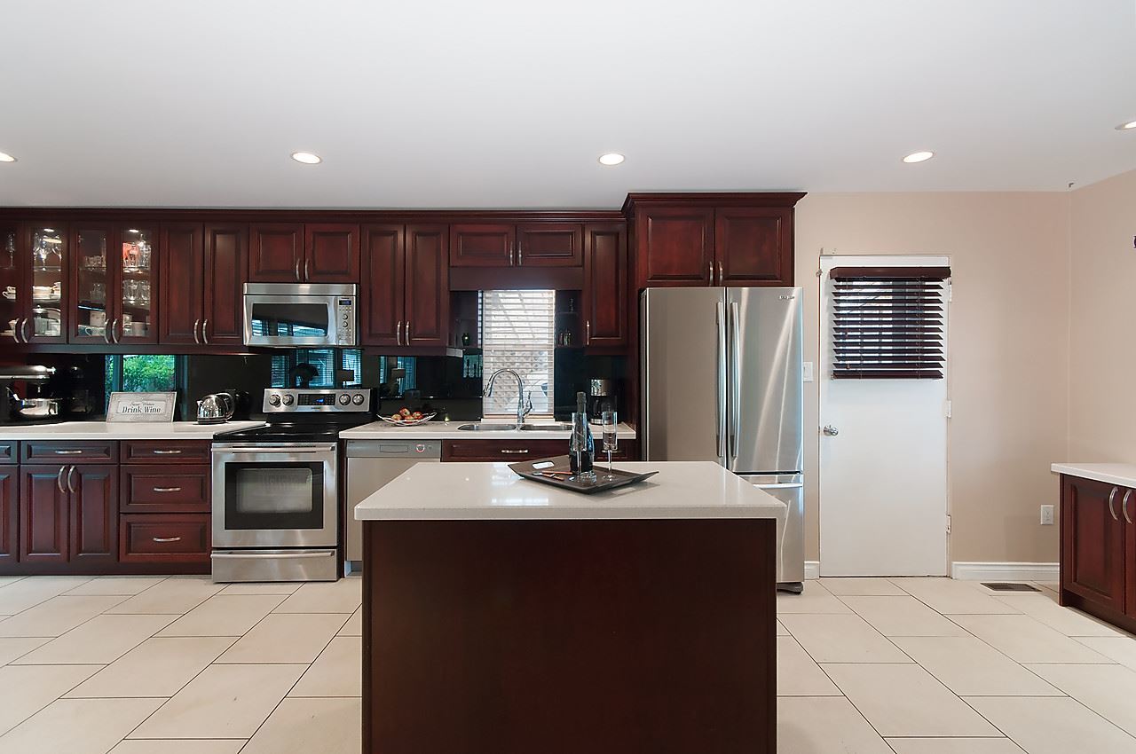 image-262080332-6.jpg at 913 Wallace Wynd, Glenayre, Port Moody