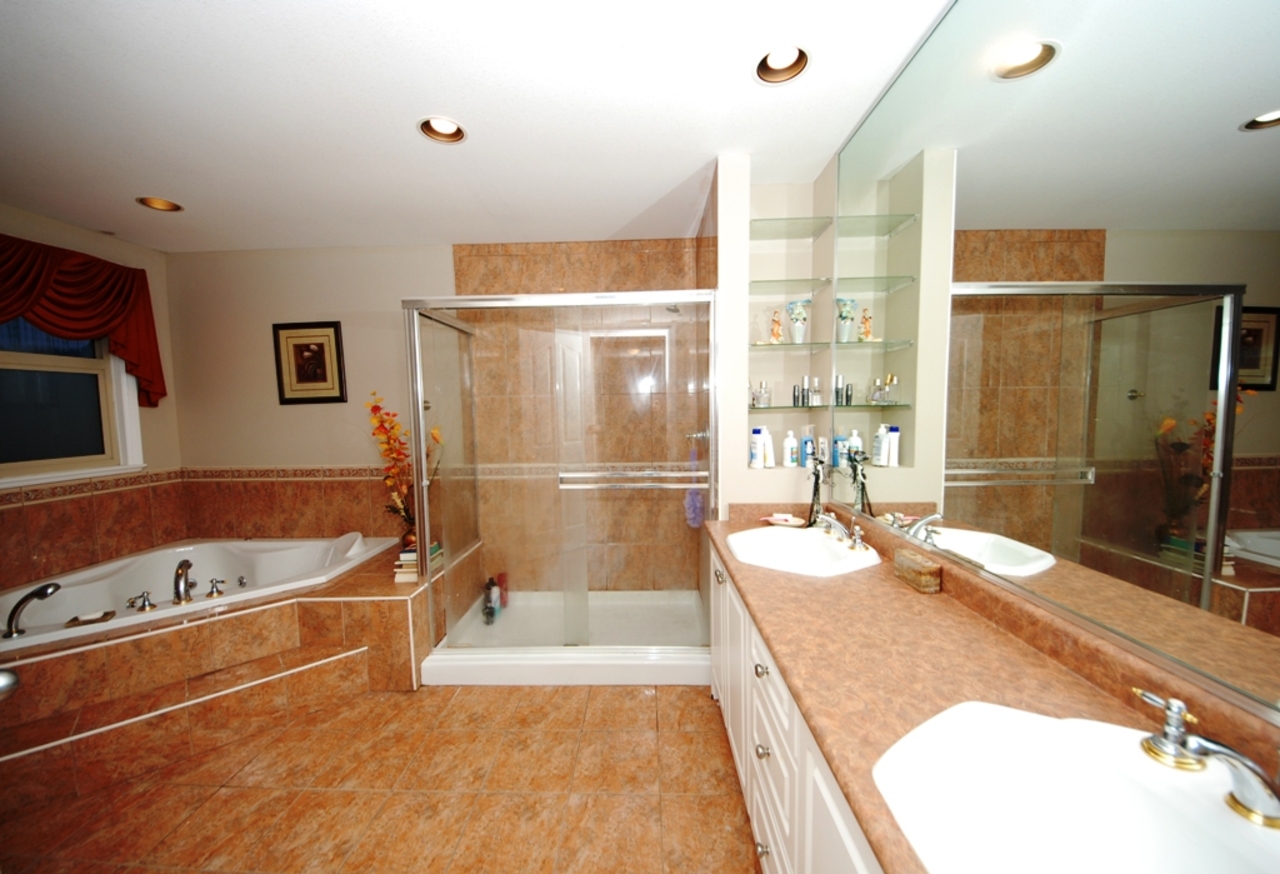 f1.jpg at 16976 105A Ave, Fraser Height, Surrey