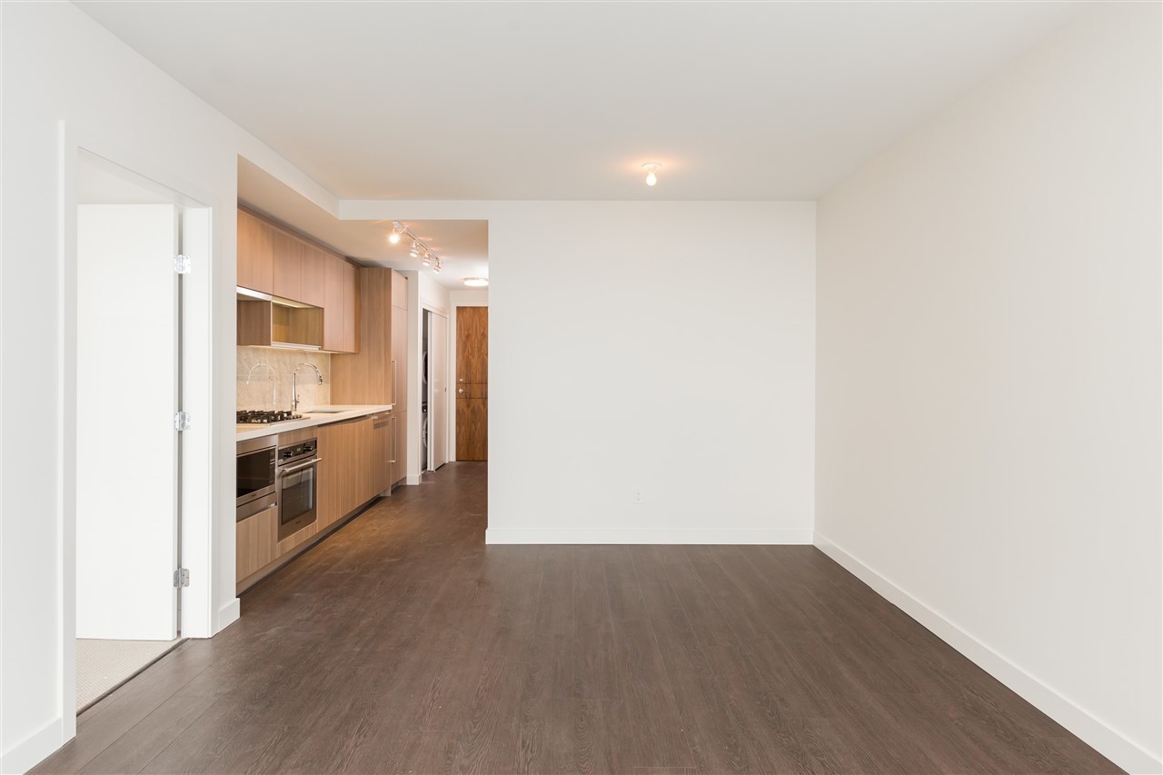 1.jpg at 4205 - 13750 100, Whalley, North Surrey