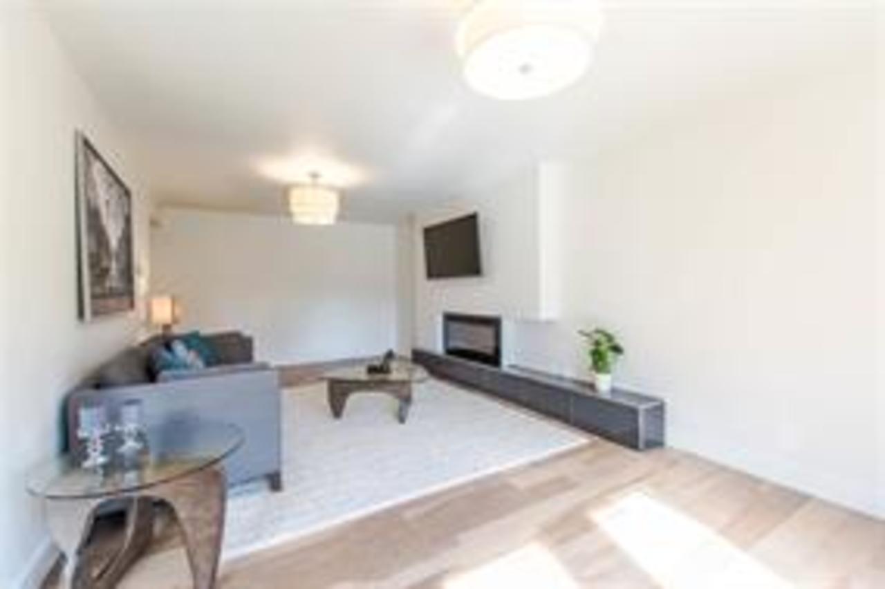 12 at 20850 , Langley City, Langley
