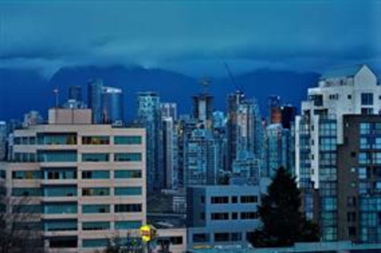 262172156-1 at 1005 - 1316 W 11th Avenue, Fairview VW, Vancouver West