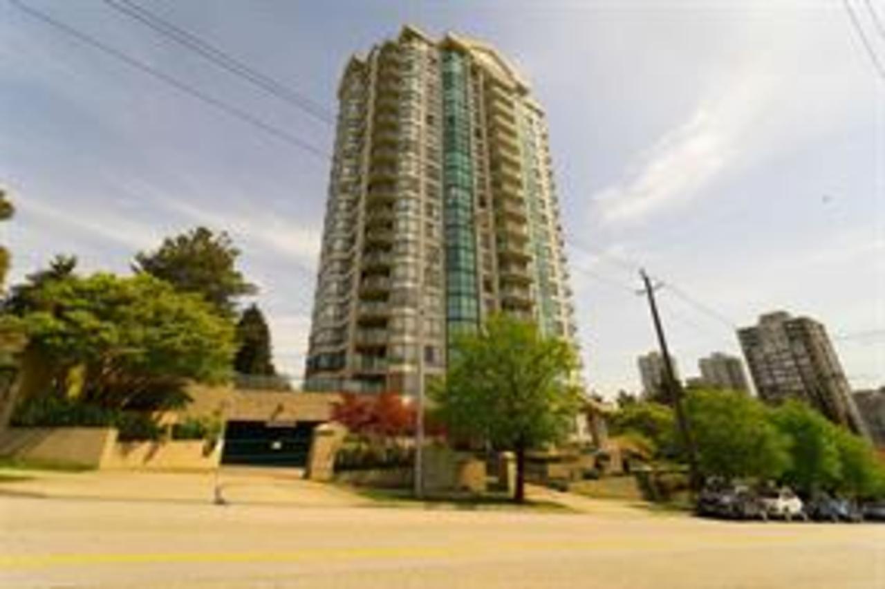 262284612 at 703 - 121 Tenth Street, Uptown NW, New Westminster