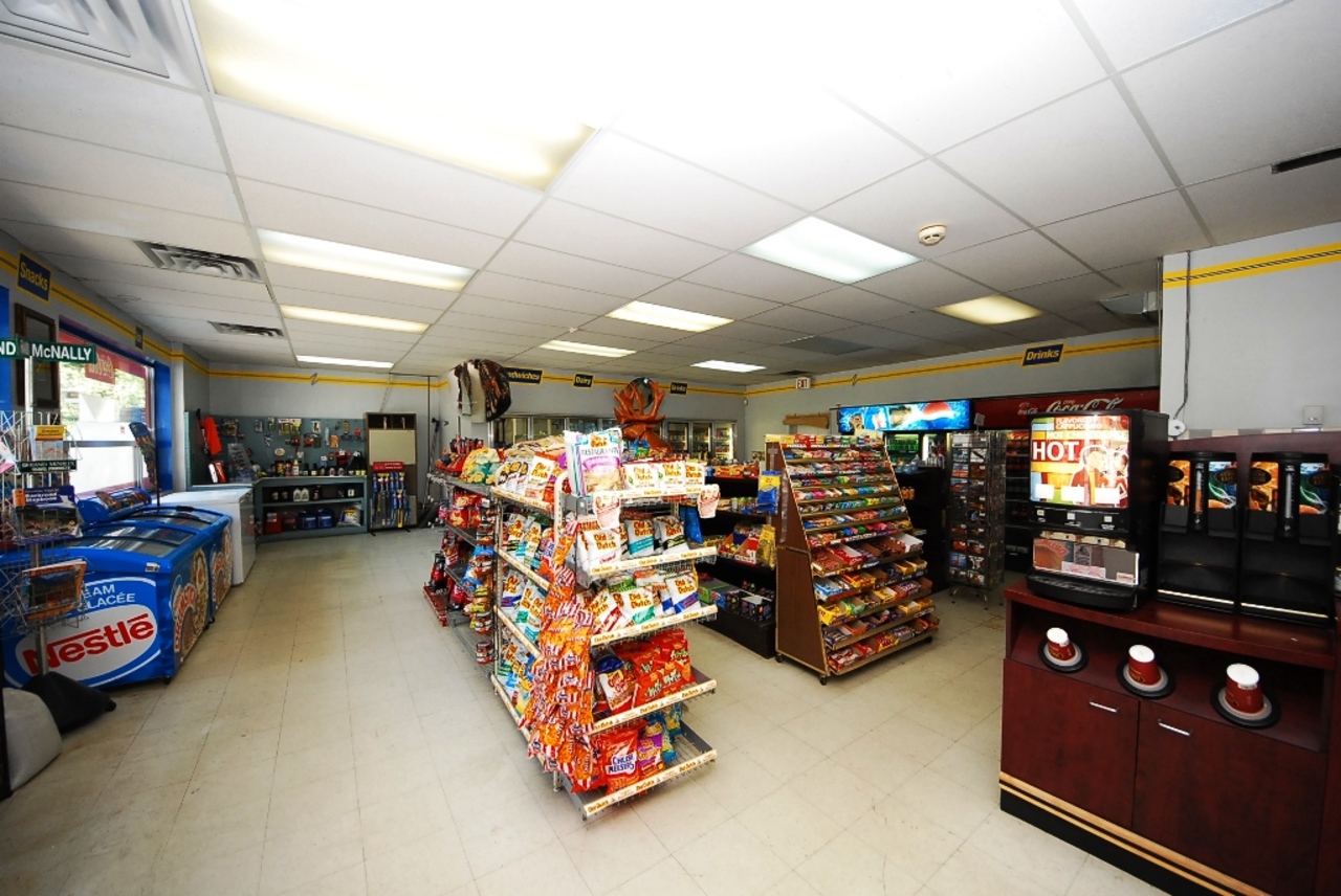 yg3.jpg at 31260 Mary St, Yale, Yale Town