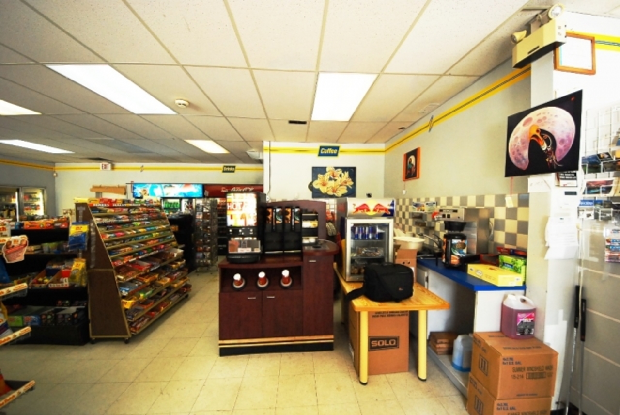 yg6.jpg at 31260 Mary St, Yale, Yale Town