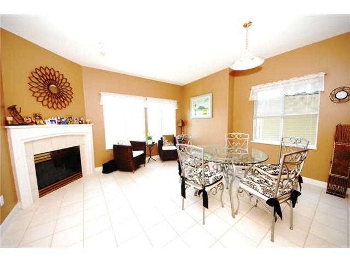 p2.jpg at 60 - 2979 Panorama Dr, Westwood Plateau, Coquitlam