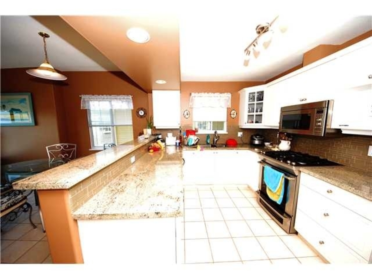 p5.jpg at 60 - 2979 Panorama Dr, Westwood Plateau, Coquitlam