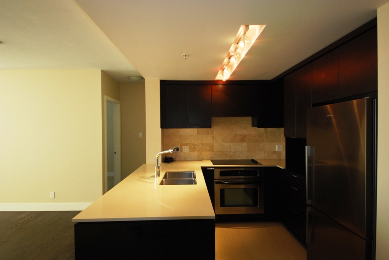 lkitchen4.jpg at 605 - 158 W13, Lonsdale, North Vancouver