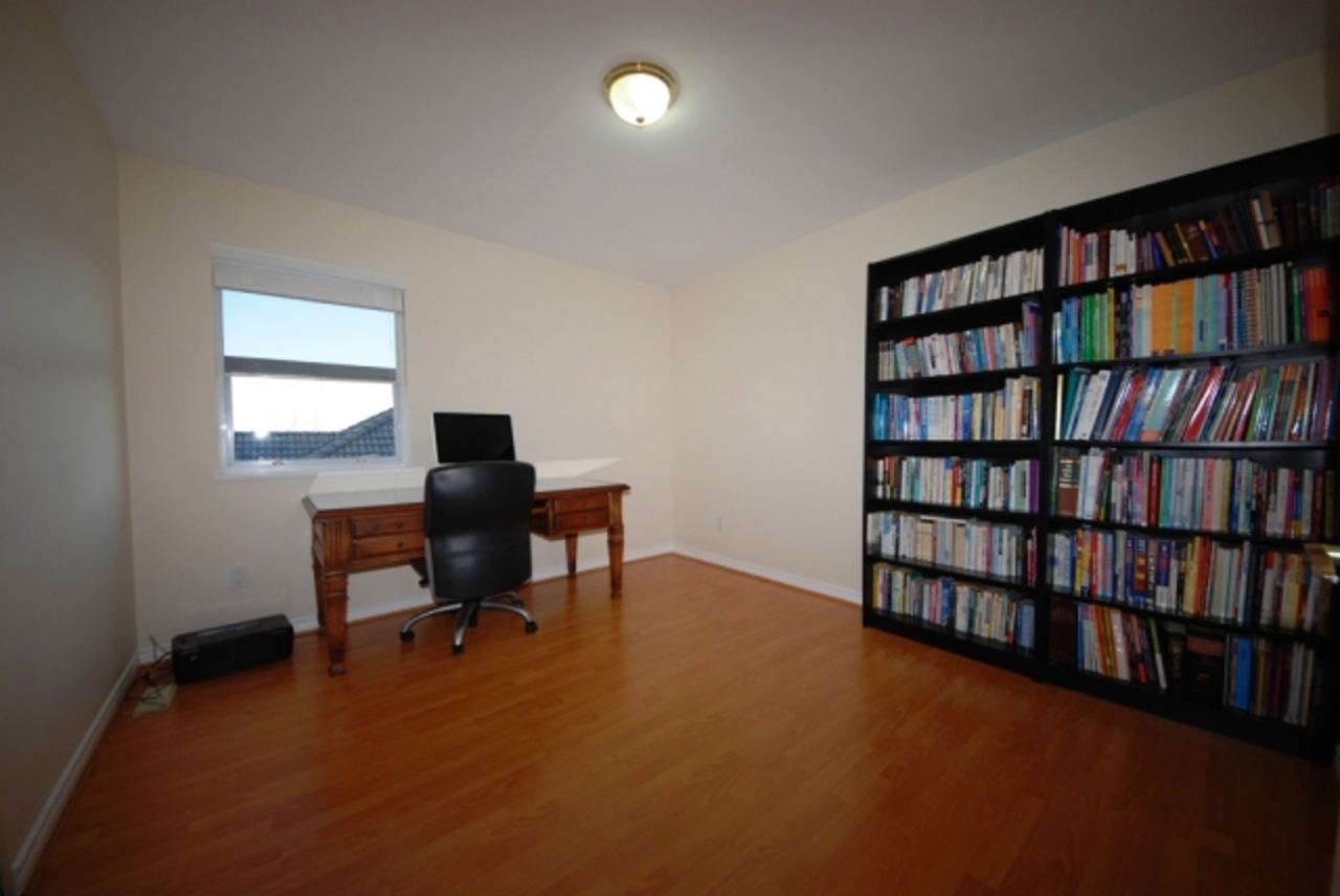 pbed1.jpg at 1560 Pinitree Way, Westwood Plateau, Coquitlam