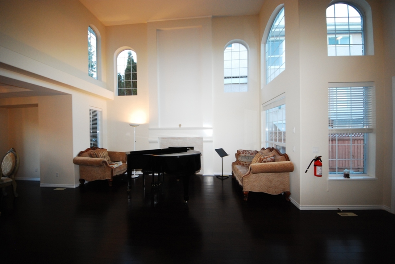 pliving1.jpg at 1560 Pinitree Way, Westwood Plateau, Coquitlam