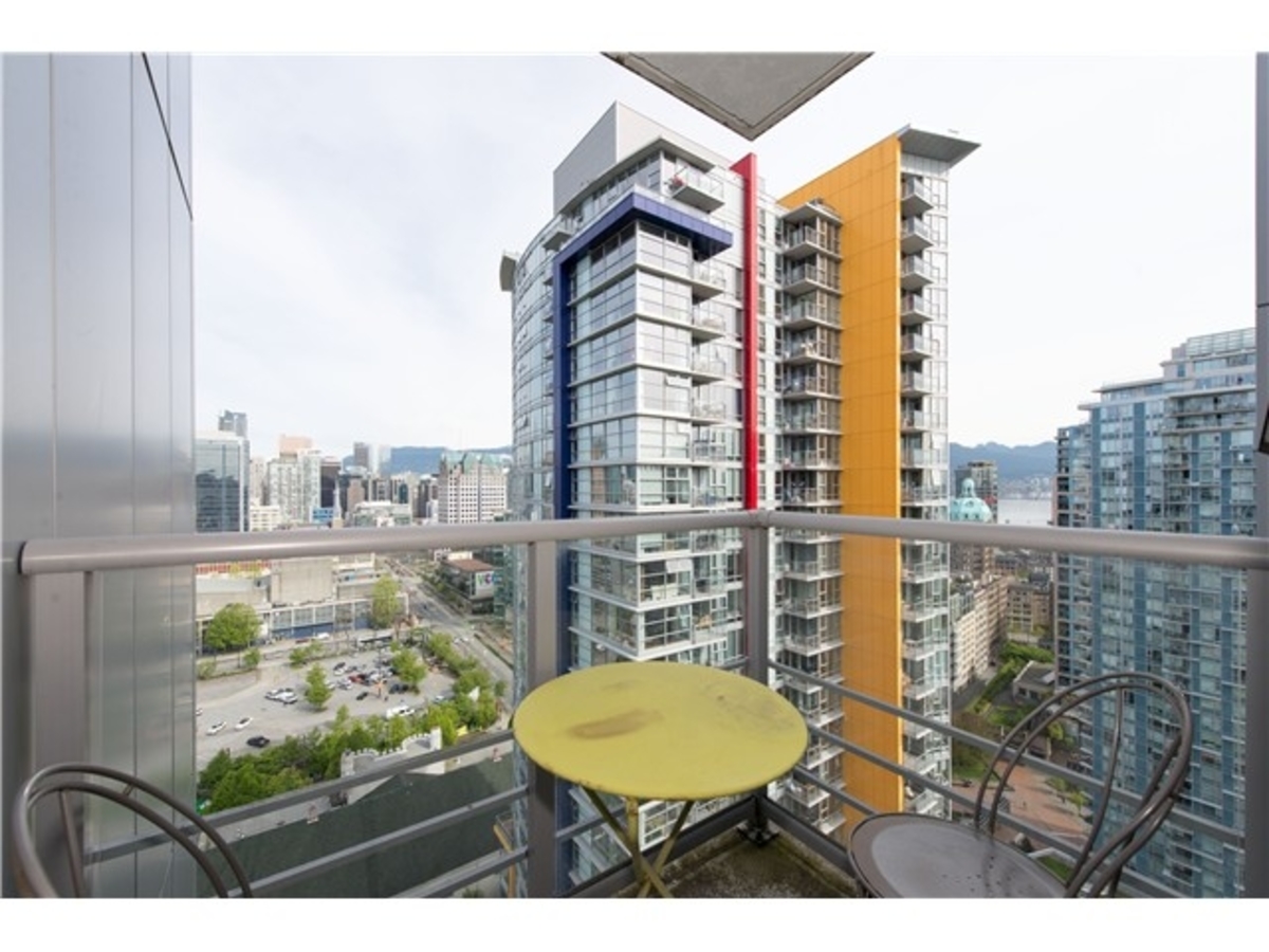 r7.jpg at 2809 - 131 Regiment Sq, Downtown, Vancouver