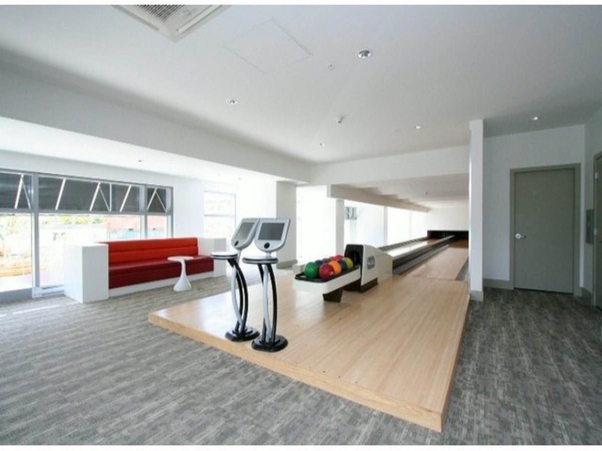sp5 at 1906 - 9981 Whalley Ave, Whalley, Surrey