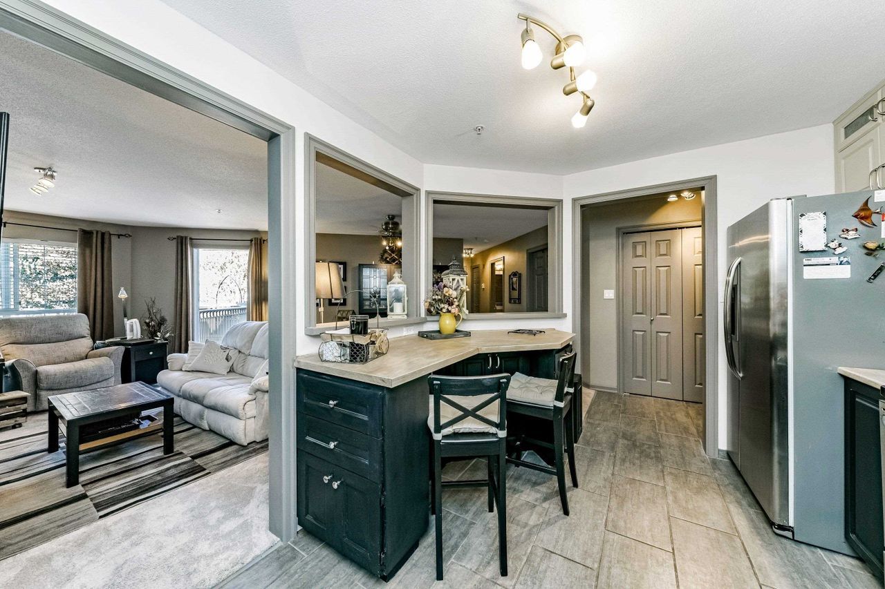 15268-105-avenue-guildford-north-surrey-17 at 403 - 15268 105 Avenue, Guildford, North Surrey