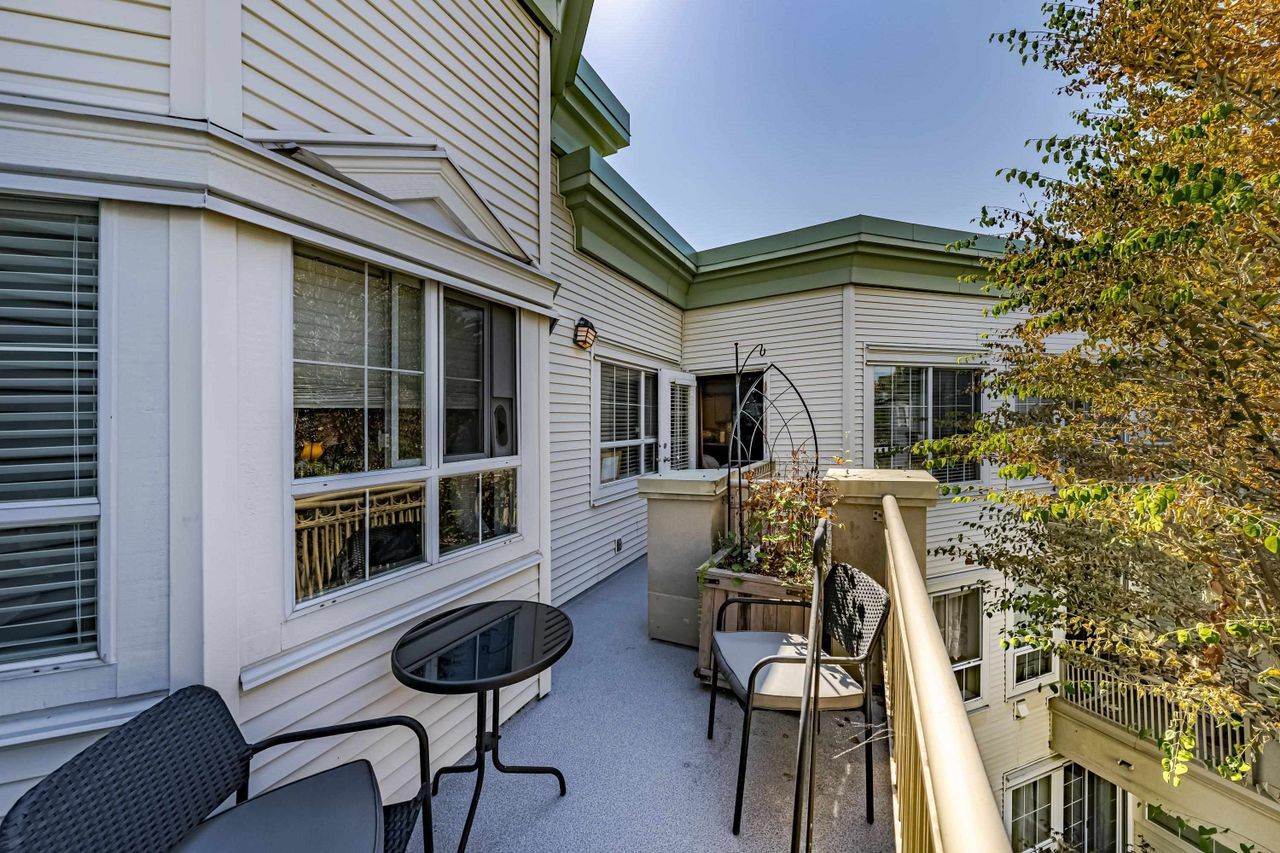 15268-105-avenue-guildford-north-surrey-28 at 403 - 15268 105 Avenue, Guildford, North Surrey