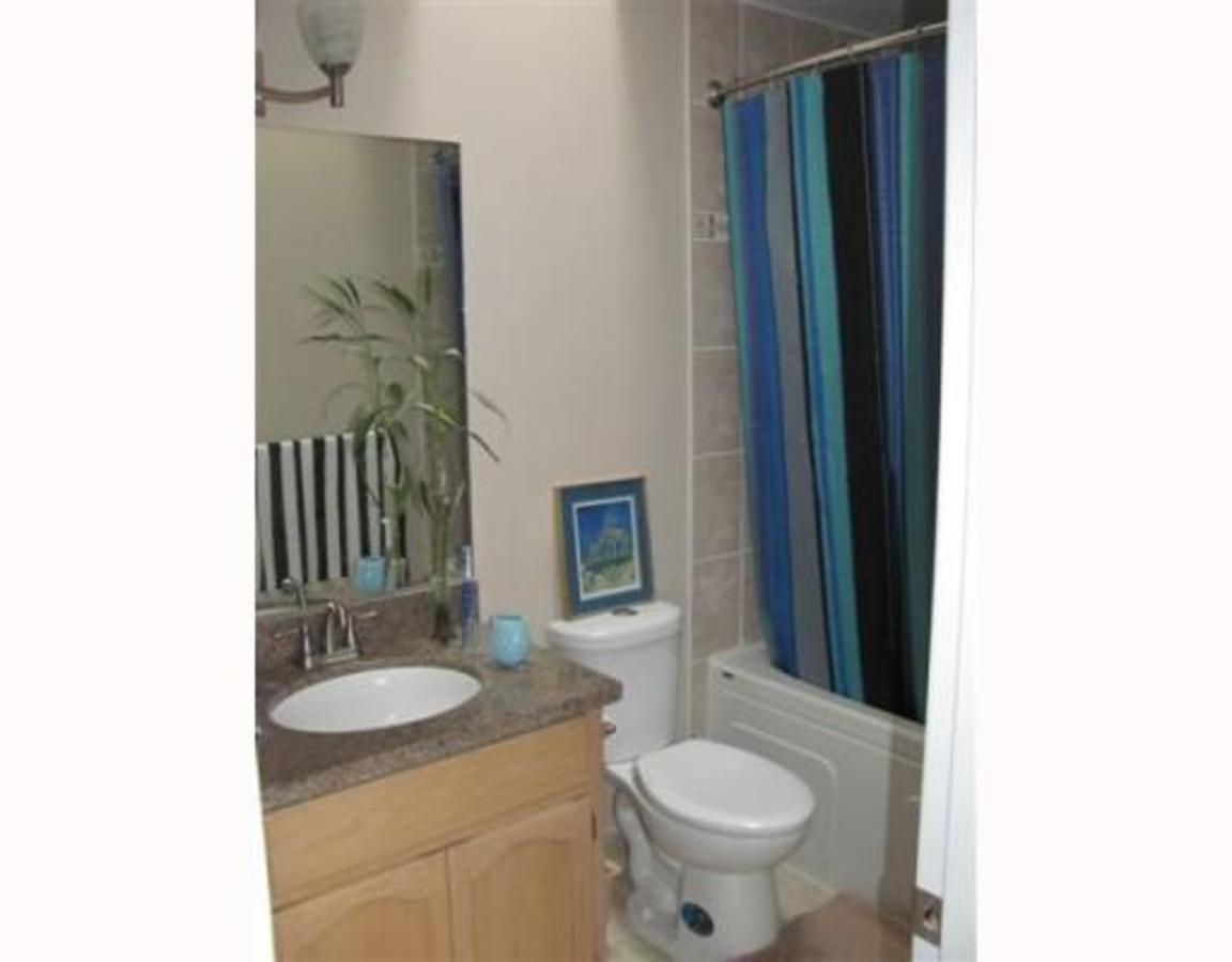 citadelbath at 22 - 1355 Citadel Dr, Citadel, Port Coquitlam
