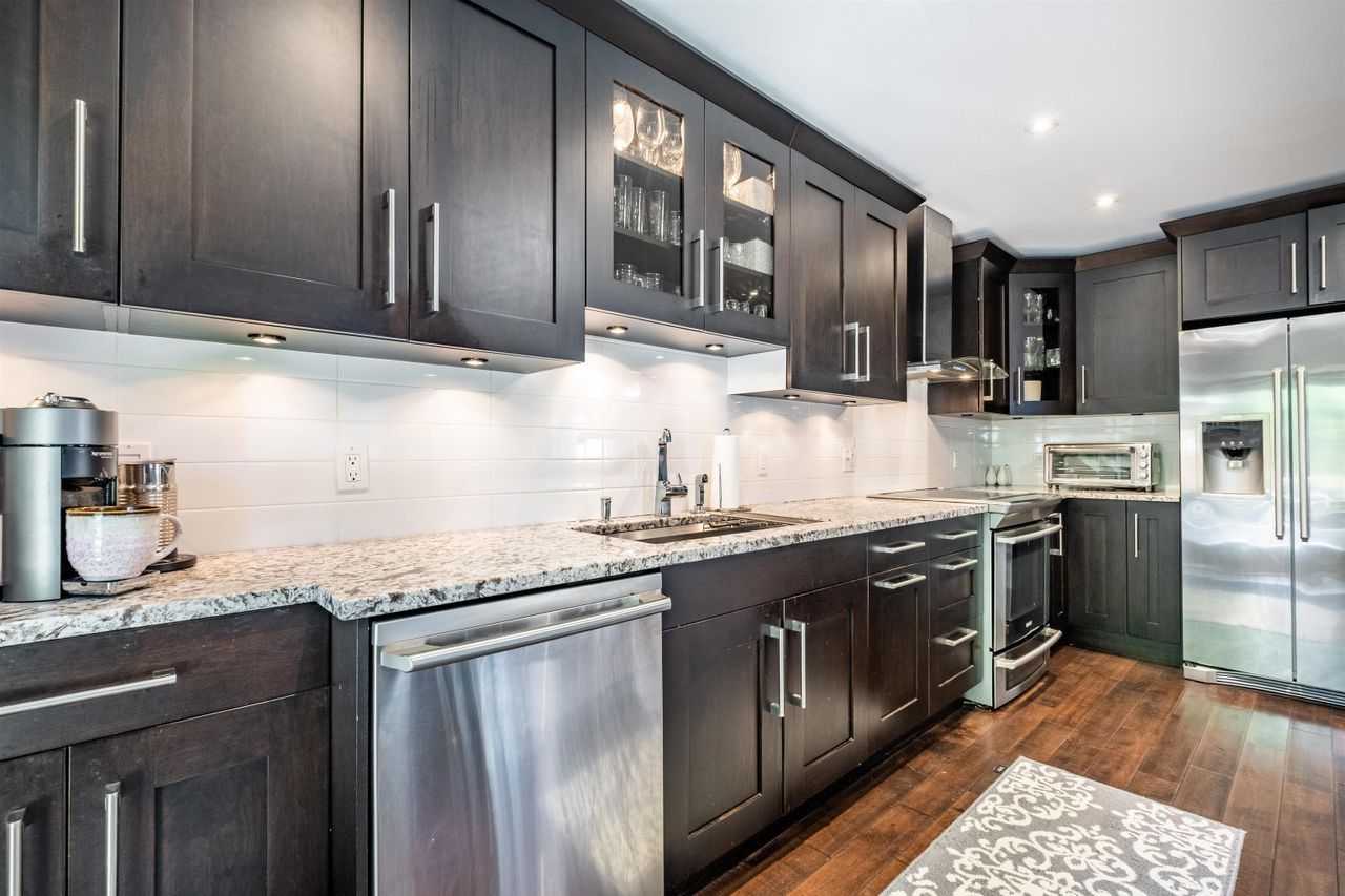 3300-plateau-boulevard-westwood-plateau-coquitlam-10 at 12 - 3300 Plateau Boulevard, Westwood Plateau, Coquitlam