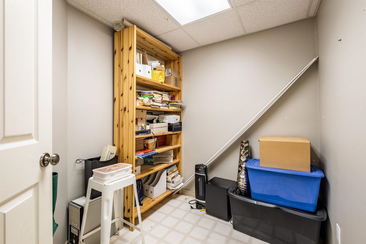 3300-plateau-boulevard-westwood-plateau-coquitlam-31 at 12 - 3300 Plateau Boulevard, Westwood Plateau, Coquitlam