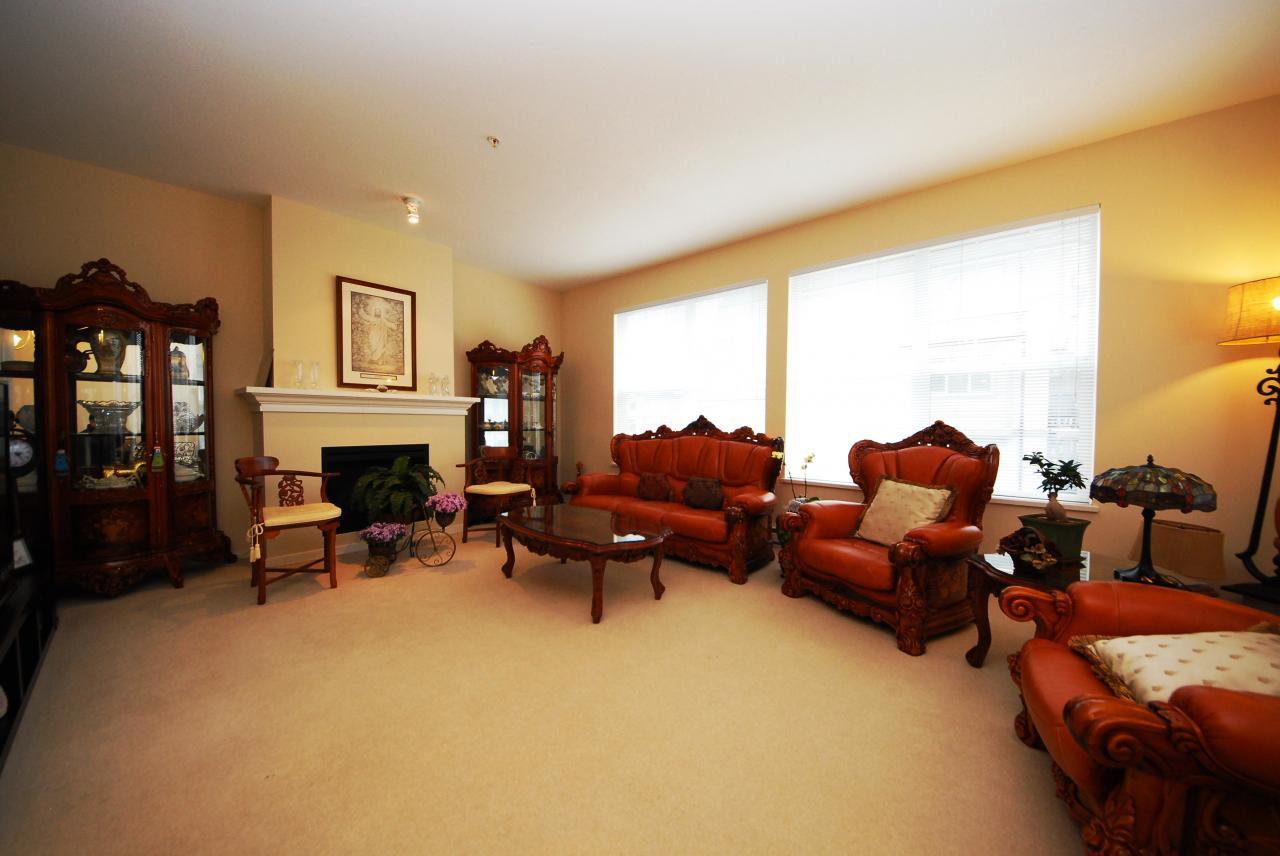 ll at 25 - 8089 209st, Langley