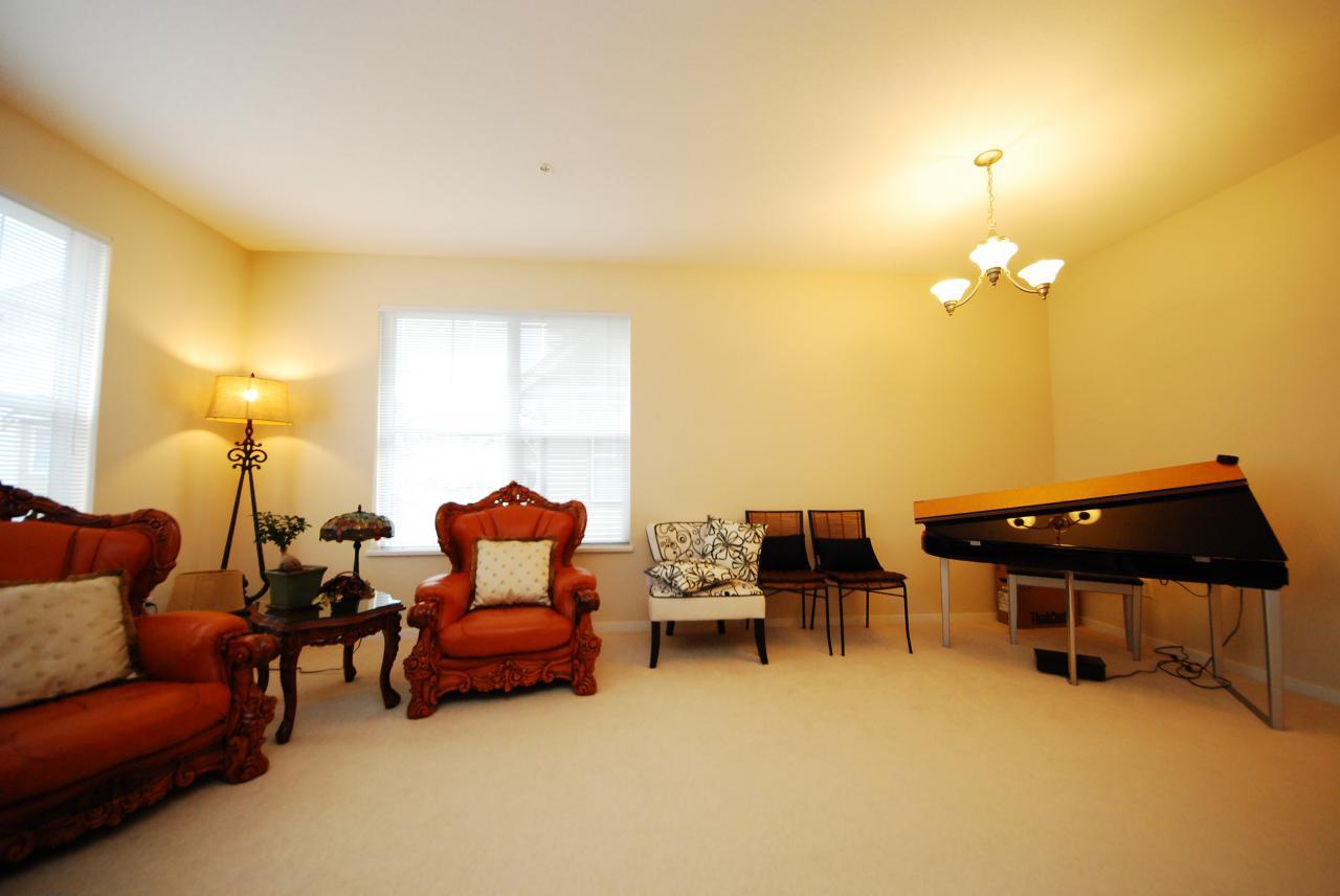 ll7 at 25 - 8089 209st, Langley