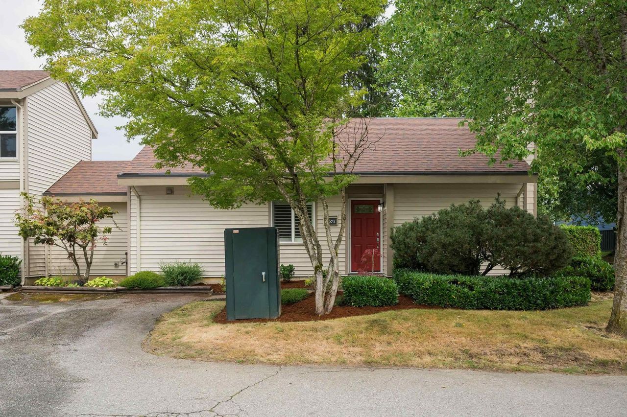 6071-w-greenside-drive-cloverdale-bc-cloverdale-01 at 6071 W Greenside Drive, Cloverdale BC, Cloverdale