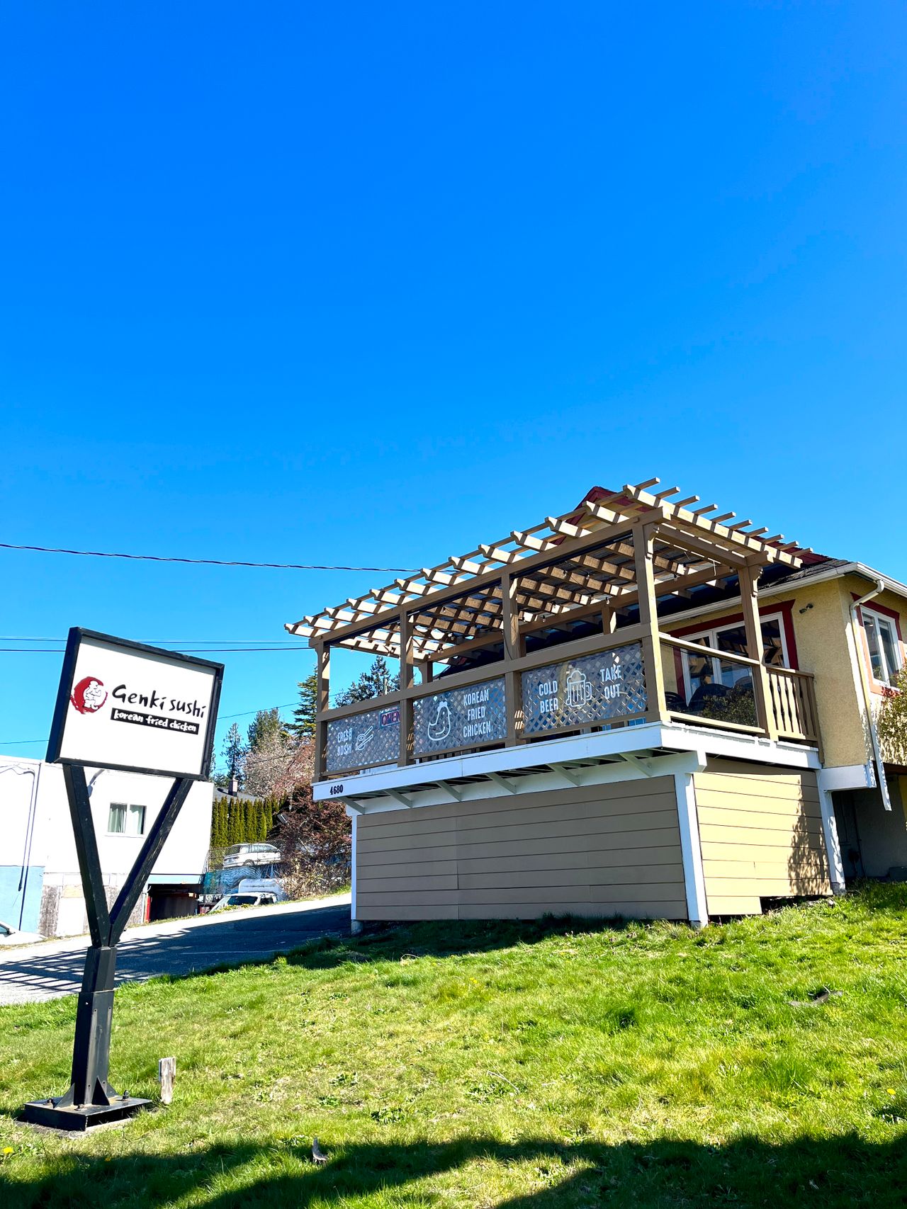 img_8330 at 4680 Marine Ave Powell River