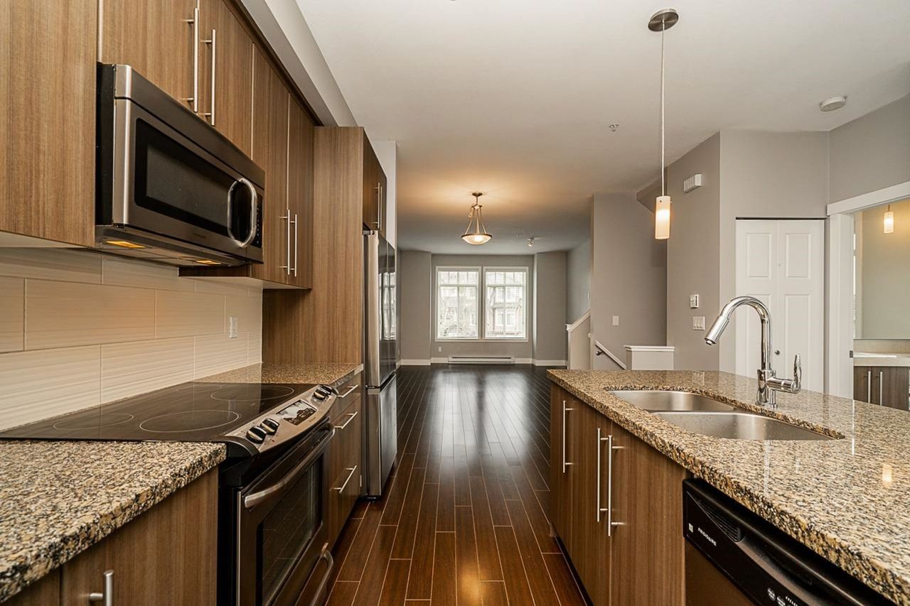 8250-209b-street-willoughby-heights-langley-15 at 27 - 8250 209b Street, Willoughby Heights, Langley