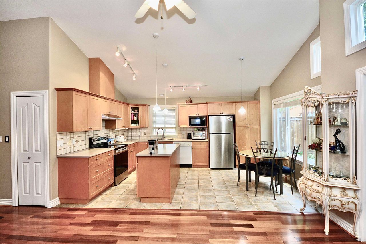 3035-maplewood-court-westwood-plateau-coquitlam-08 at 3035 Maplewood Court, Westwood Plateau, Coquitlam