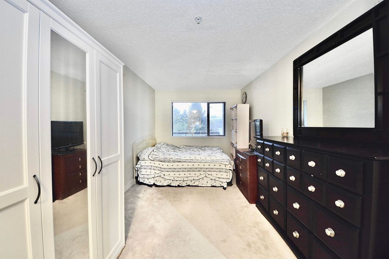 10838-city-parkway-whalley-north-surrey-02 at 452 - 10838 City Parkway, Whalley, North Surrey