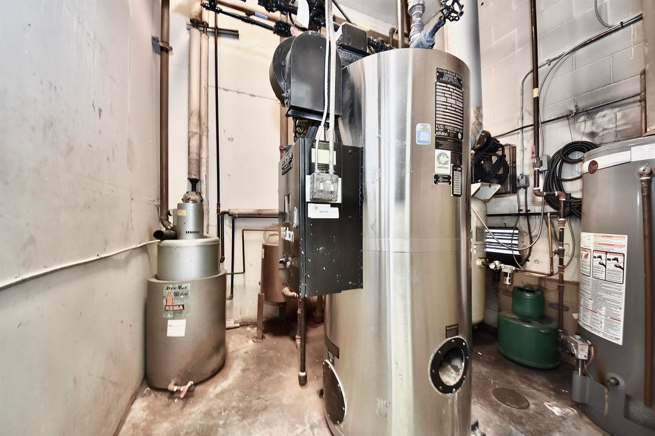 5247-ladnet-trunk-road-hawthorne-ladner-13 at 5247 Ladner Trunk Road, Hawthorne, Ladner