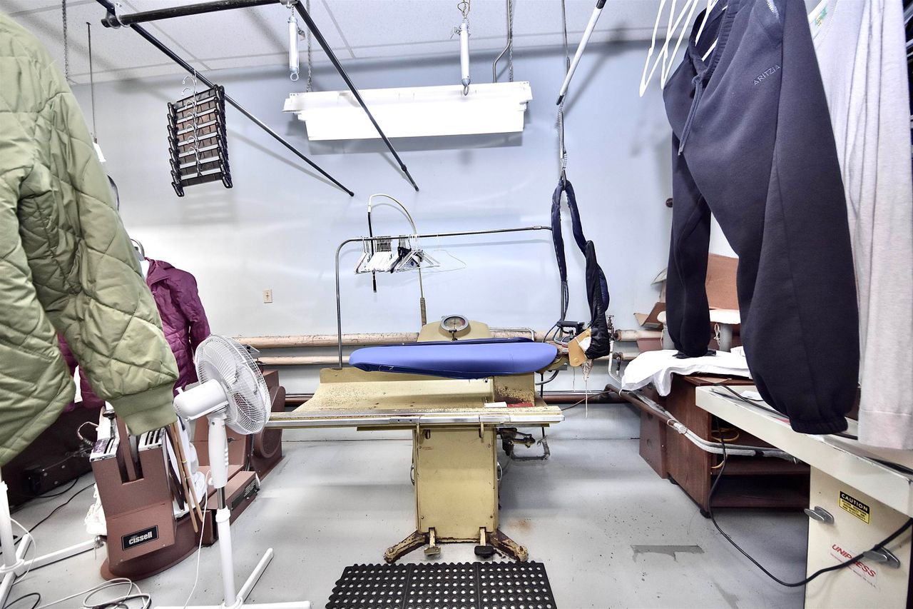 5247-ladnet-trunk-road-hawthorne-ladner-20 at 5247 Ladner Trunk Road, Hawthorne, Ladner