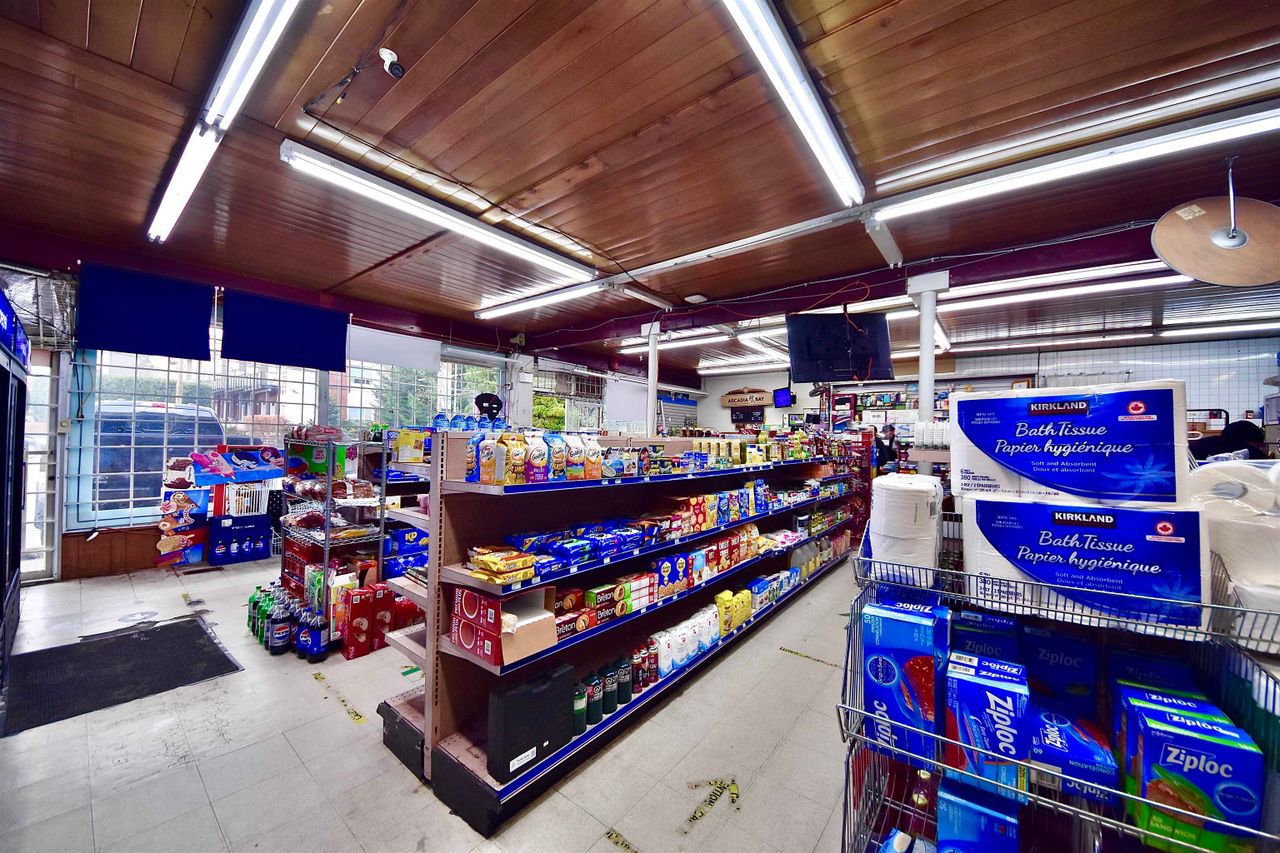 916-clarke-road-college-park-pm-port-moody-05 at 916 Clarke Road, College Park PM, Port Moody