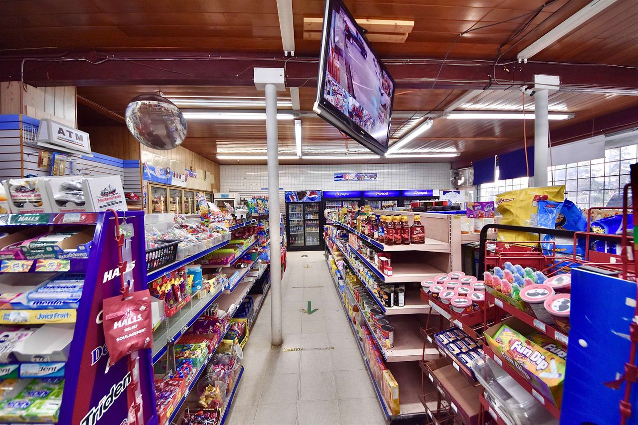 916-clarke-road-college-park-pm-port-moody-06 at 916 Clarke Road, College Park PM, Port Moody