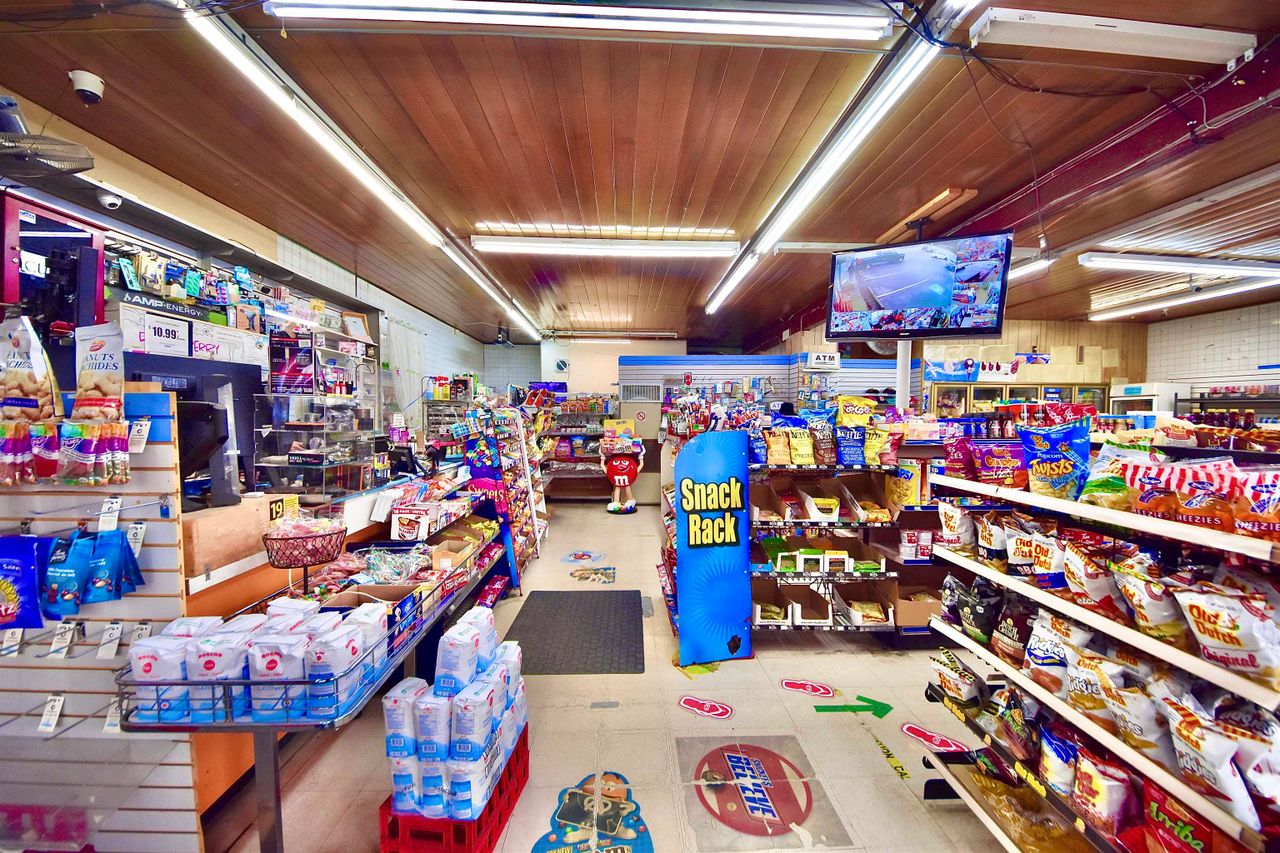 916-clarke-road-college-park-pm-port-moody-09 at 916 Clarke Road, College Park PM, Port Moody