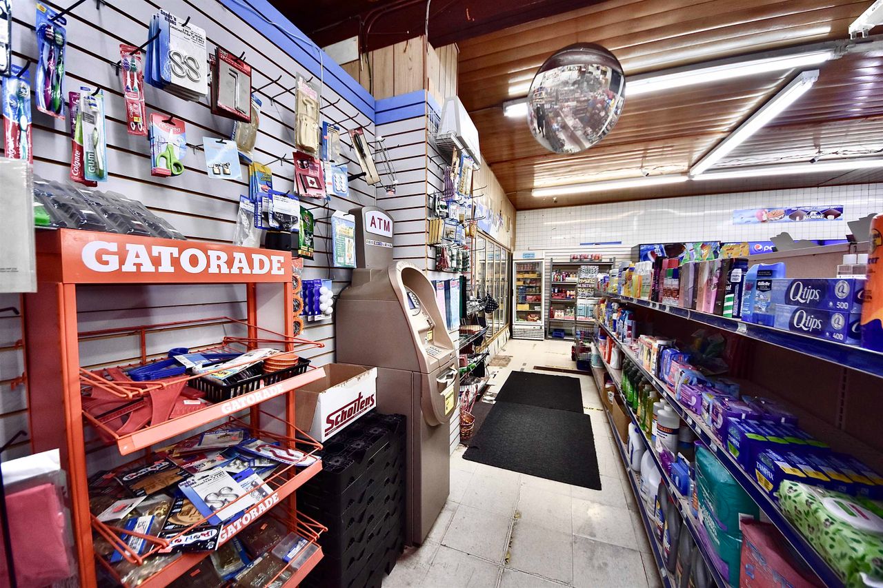 916-clarke-road-college-park-pm-port-moody-14 at 916 Clarke Road, College Park PM, Port Moody