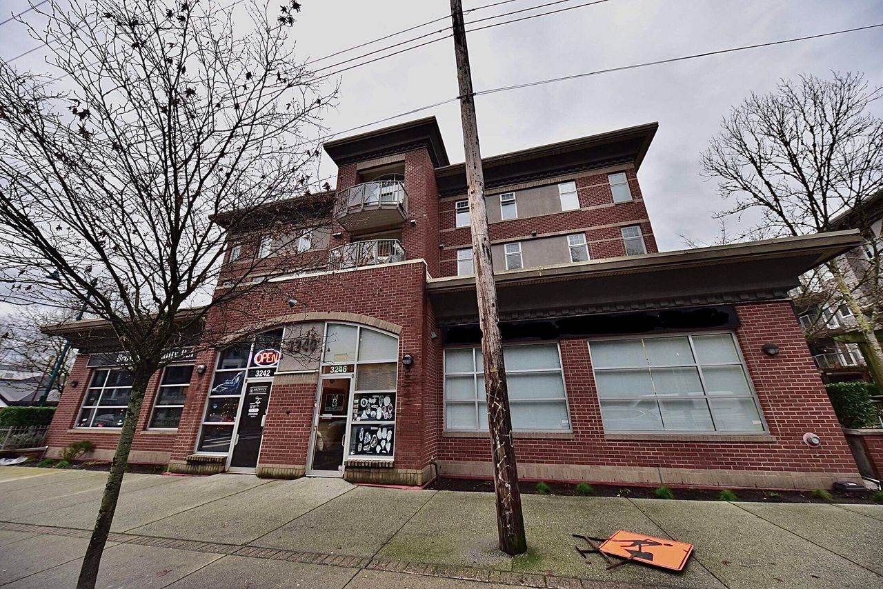 3246-st-johns-street-port-moody-centre-port-moody-02 at 3246 St Johns Street, Port Moody Centre, Port Moody