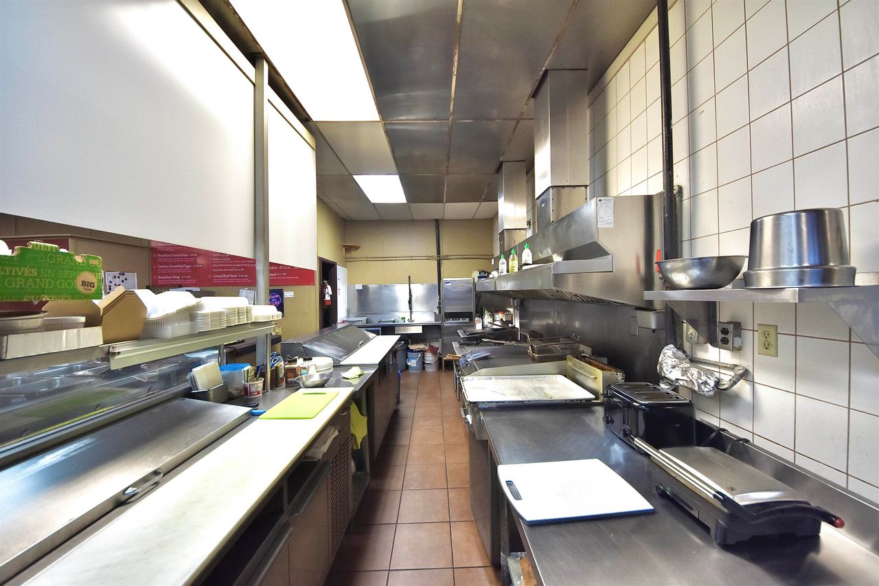 7621-vantage-highway-tilbury-ladner-09 at 31-33 - 7621 Vantage Highway, Tilbury, Ladner