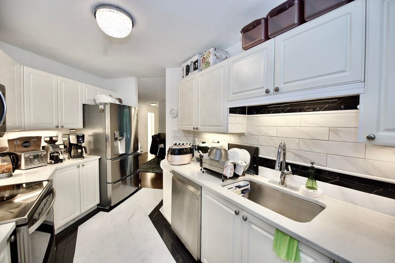 6188-patterson-avenue-metrotown-burnaby-south-04 at 105 - 6188 Patterson Avenue, Metrotown, Burnaby South