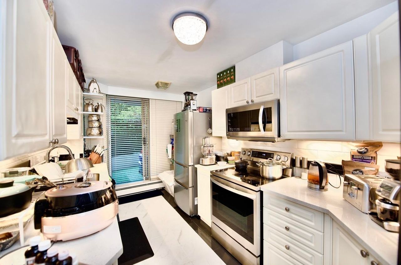 6188-patterson-avenue-metrotown-burnaby-south-05 at 105 - 6188 Patterson Avenue, Metrotown, Burnaby South