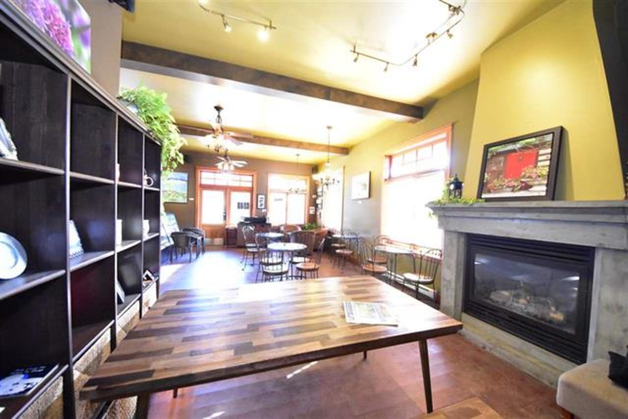 224922840-10 at 100 - 12219 Beecher Street, Crescent Bch Ocean Pk., South Surrey White Rock
