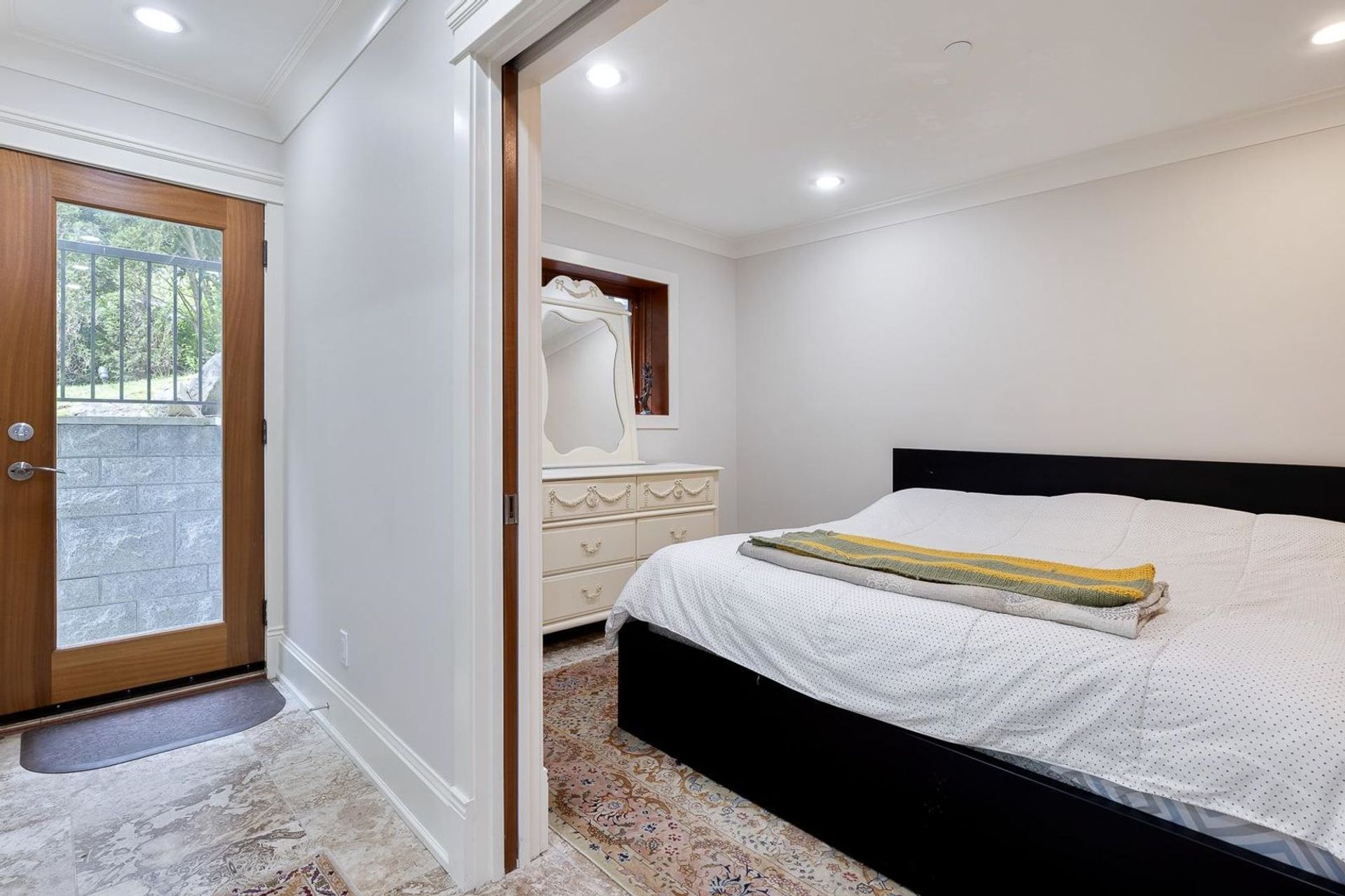 1080-eyremount-drive-british-properties-west-vancouver-24 at 1080 Eyremount Drive, British Properties, West Vancouver 1080-eyremount-drive-british-properties-west-vancouver-24 at 1080 Eyremount Drive, British Properties, West Vancouver